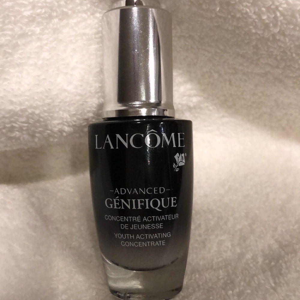 ‼️SORRY U MISSED THIS ‼️SOLD‼️ Génifique Serum❤️